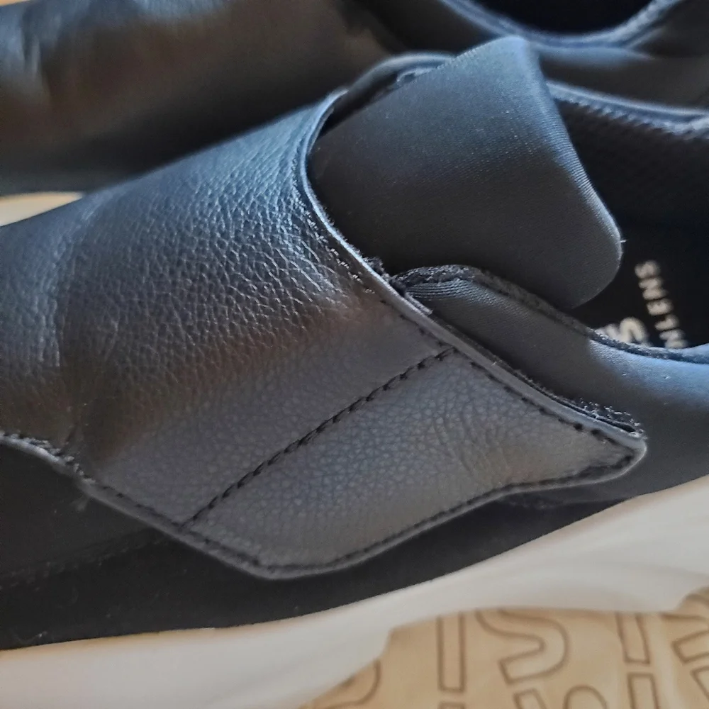 Magnlens Slip On Moon Jumpers Shoes Unisex Mens Size 8 Womens Size 9 90s style